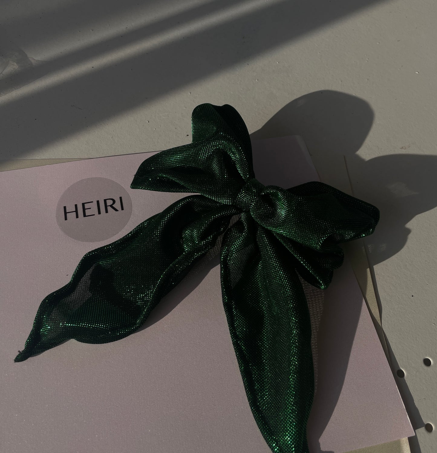 Shiny Green Wire-Constructed Ribbon Hair Clip