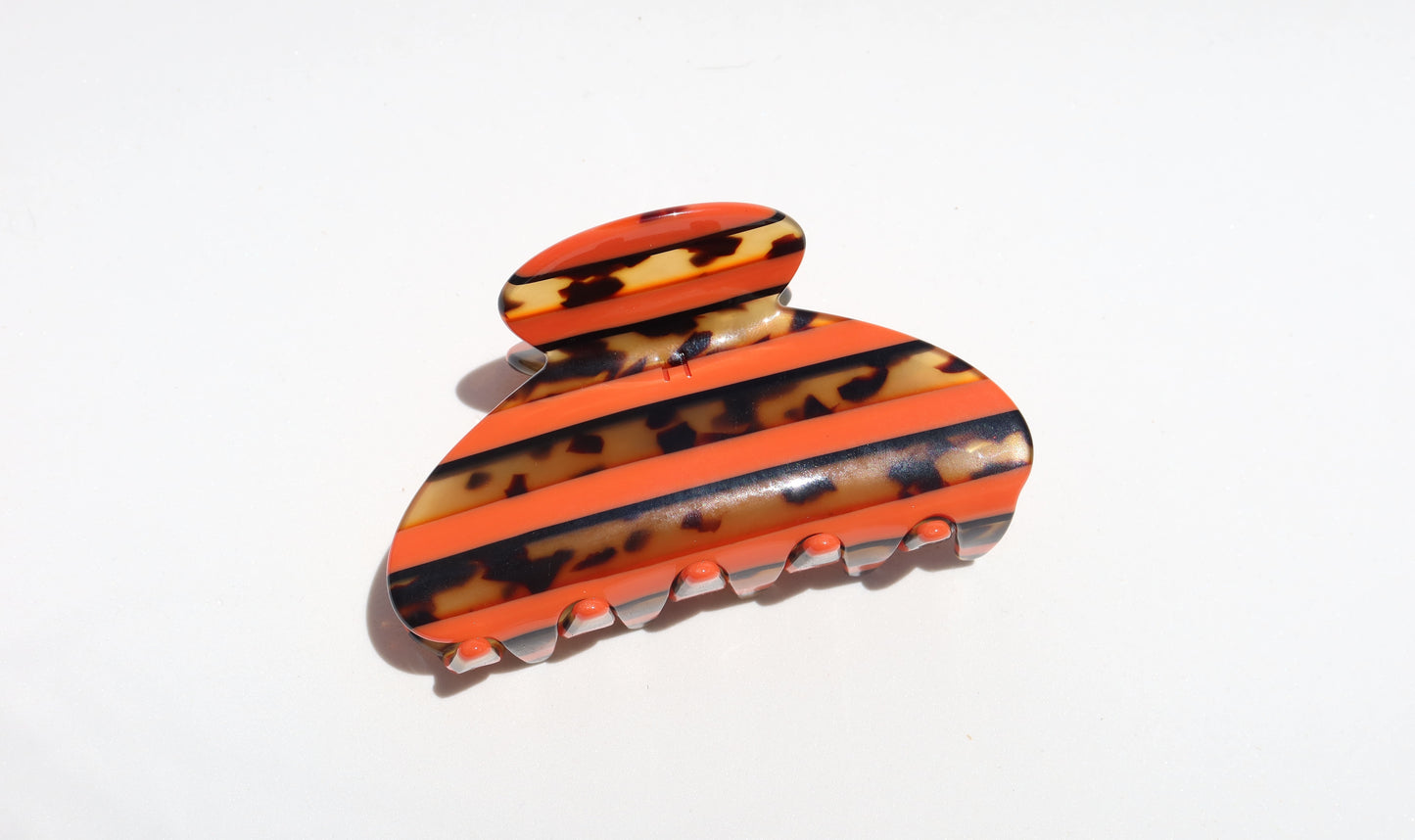 Striped Tortoise Claw Clip - Peach M